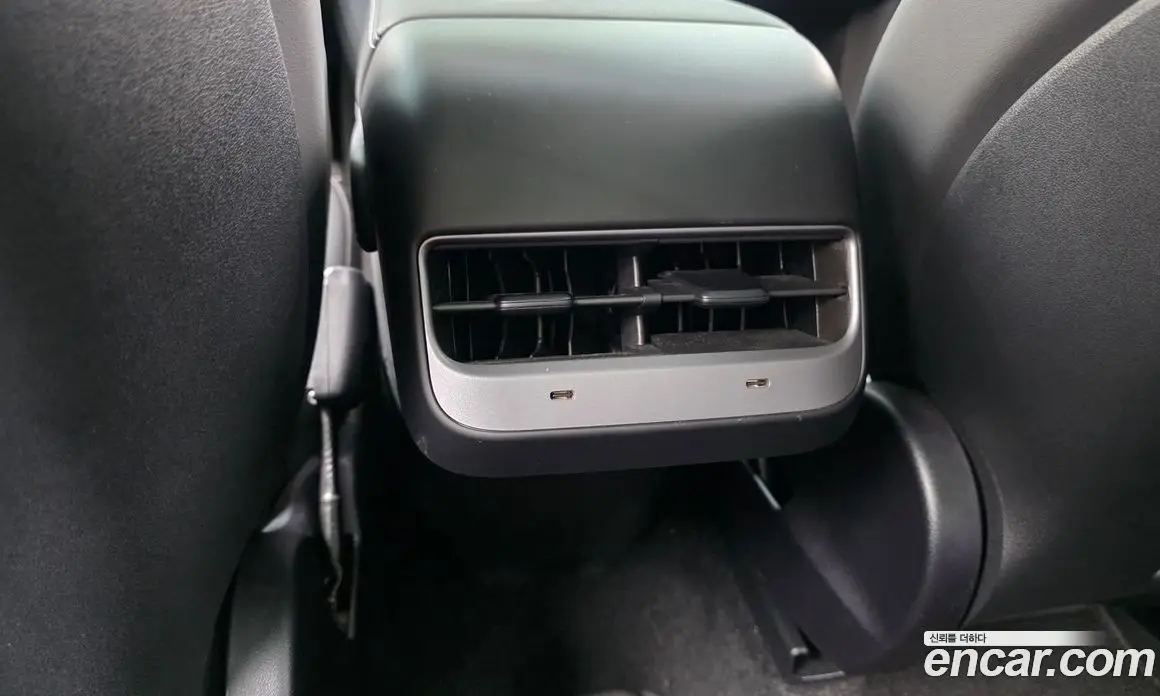 Tesla Model Y 2025 0.2 автомат (гидро), фото 19