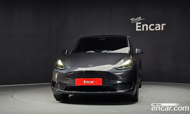 Tesla Model Y 2025 0.2 автомат (гидро), миниатюра 3