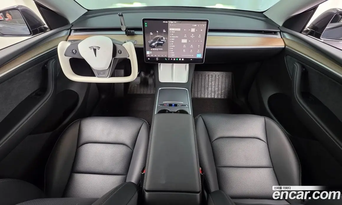 Tesla Model Y 2025 0.2 автомат (гидро), фото 7
