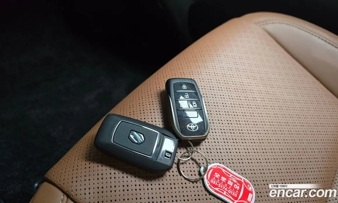 Toyota Alphard 2024 2.5 автомат (гидро), фото 21 Toyota Alphard 2024 2.5 автомат (гидро), фото 21