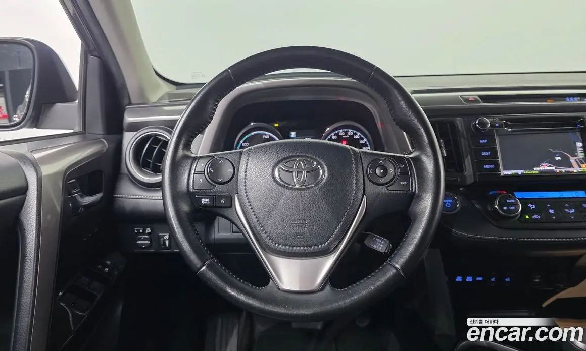 Toyota RAV4 2017 2.5 автомат (гидро), фото 15 Toyota RAV4 2017 2.5 автомат (гидро), фото 15
