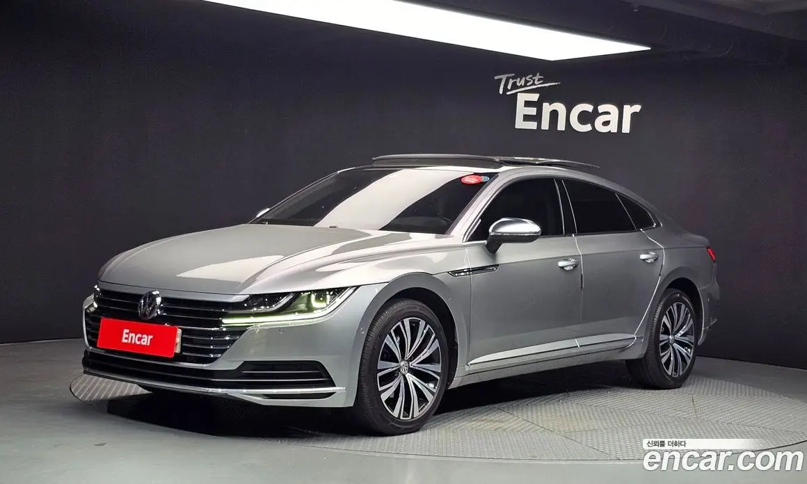 Volkswagen Arteon 2019 2.0 автомат (гидро), фото 1 Volkswagen Arteon 2019 2.0 автомат (гидро), фото 1
