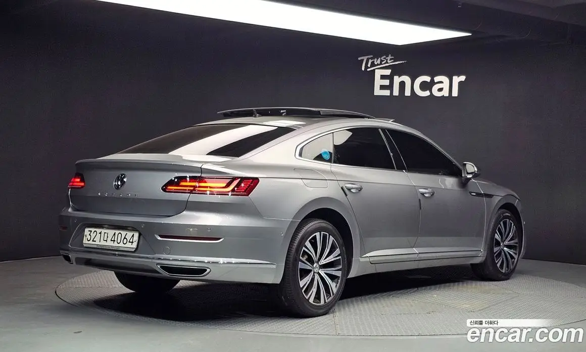 Volkswagen Arteon 2019 2.0 автомат (гидро), фото 2 Volkswagen Arteon 2019 2.0 автомат (гидро), фото 2