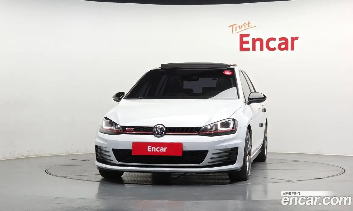 Volkswagen Golf 2014 2.0 автомат (гидро), фото 3 Volkswagen Golf 2014 2.0 автомат (гидро), фото 3