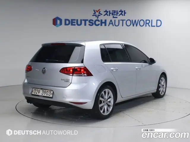 Volkswagen Golf 2015 2.0 автомат (гидро), миниатюра 2