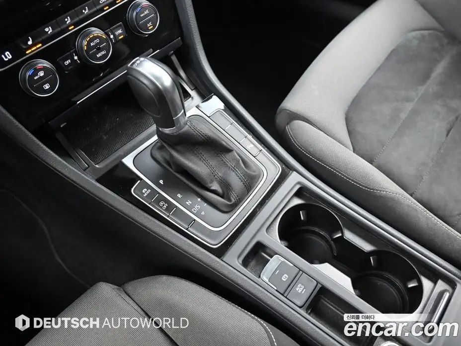 Volkswagen Golf 2015 2.0 автомат (гидро), фото 9