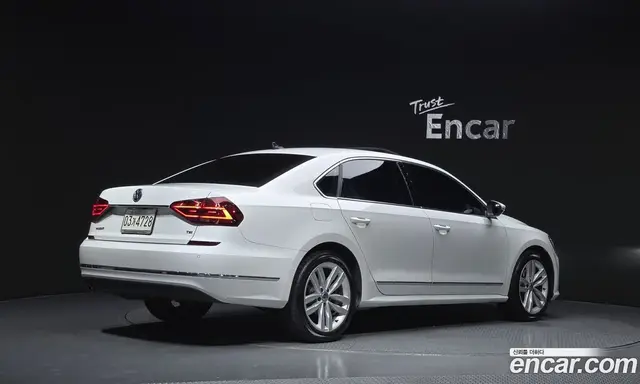 Volkswagen Passat 2018 2.0 автомат (гидро), миниатюра 2 Volkswagen Passat 2018 2.0 автомат (гидро), миниатюра 2
