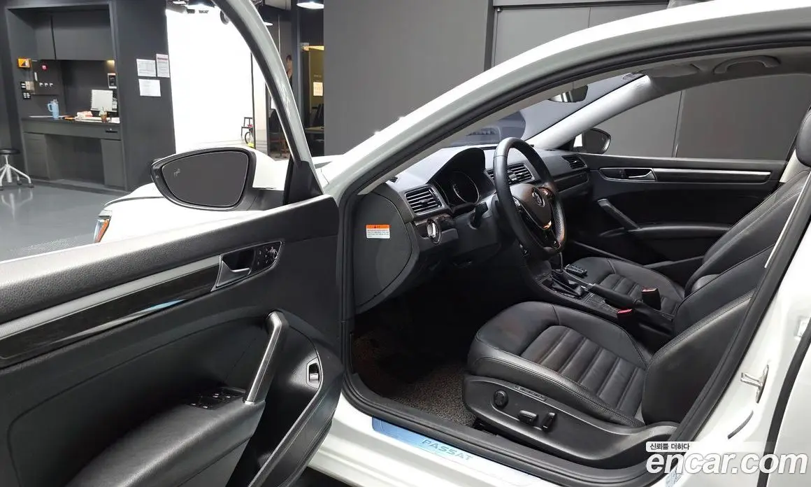 Volkswagen Passat 2018 2.0 автомат (гидро), фото 13 Volkswagen Passat 2018 2.0 автомат (гидро), фото 13