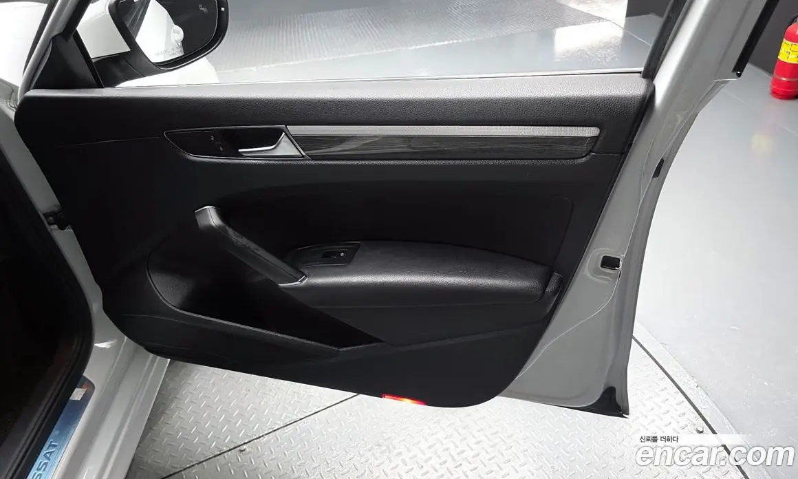 Volkswagen Passat 2018 2.0 автомат (гидро), фото 14 Volkswagen Passat 2018 2.0 автомат (гидро), фото 14