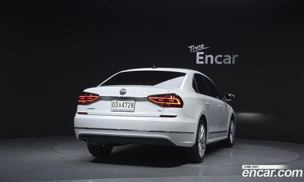 Volkswagen Passat 2018 2.0 автомат (гидро), фото 4 Volkswagen Passat 2018 2.0 автомат (гидро), фото 4