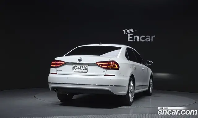 Volkswagen Passat 2018 2.0 автомат (гидро), миниатюра 4 Volkswagen Passat 2018 2.0 автомат (гидро), миниатюра 4