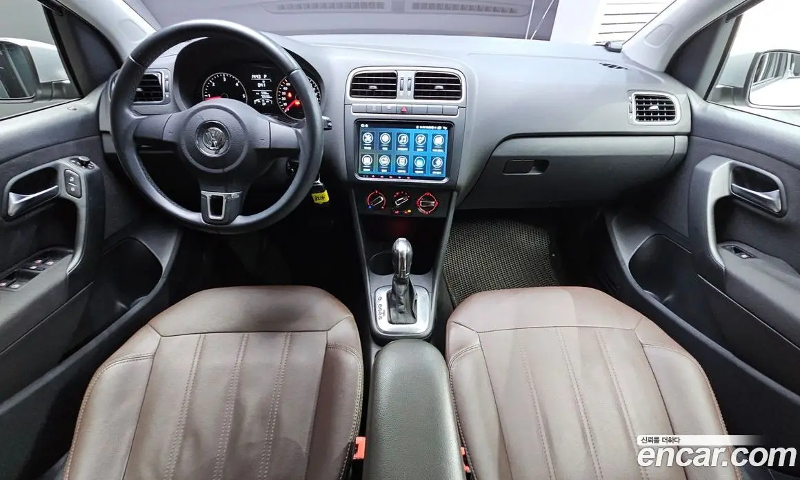 Volkswagen Polo 2013 1.6 автомат (гидро), фото 7 Volkswagen Polo 2013 1.6 автомат (гидро), фото 7
