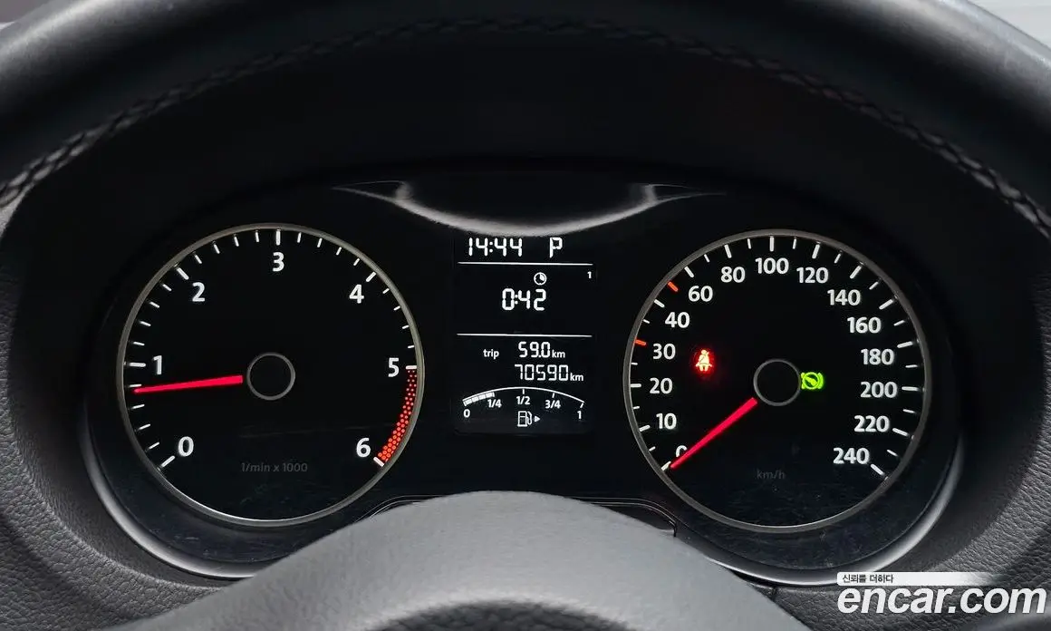 Volkswagen Polo 2013 1.6 автомат (гидро), фото 8 Volkswagen Polo 2013 1.6 автомат (гидро), фото 8