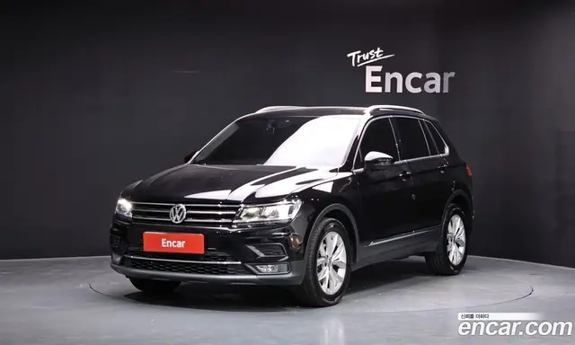 Volkswagen Tiguan 2018 2.0 автомат (гидро), миниатюра 1