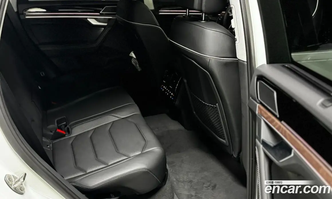 Volkswagen Touareg 2026 3.0 автомат (гидро), фото 15 Volkswagen Touareg 2026 3.0 автомат (гидро), фото 15
