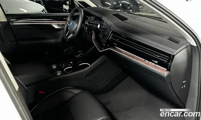 Volkswagen Touareg 2026 3.0 автомат (гидро), миниатюра 10 Volkswagen Touareg 2026 3.0 автомат (гидро), миниатюра 10