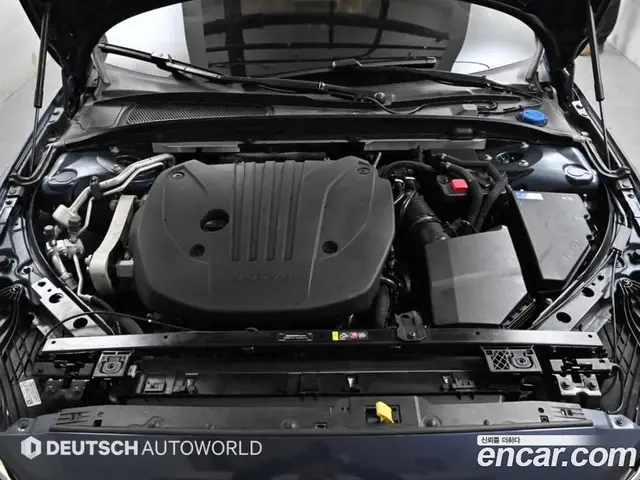 Volvo V60 2022 2.0 автомат (гидро), миниатюра 6 Volvo V60 2022 2.0 автомат (гидро), миниатюра 6