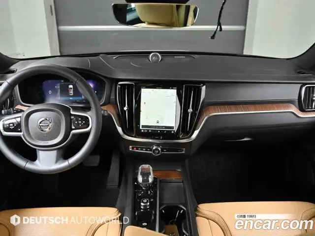 Volvo V60 2022 2.0 автомат (гидро), миниатюра 7 Volvo V60 2022 2.0 автомат (гидро), миниатюра 7