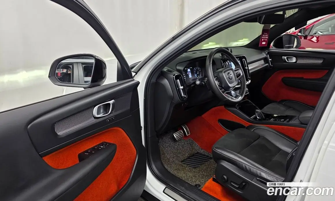 Volvo XC40 2020 2.0 автомат (гидро), фото 13 Volvo XC40 2020 2.0 автомат (гидро), фото 13