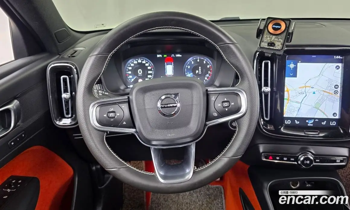 Volvo XC40 2020 2.0 автомат (гидро), фото 19 Volvo XC40 2020 2.0 автомат (гидро), фото 19