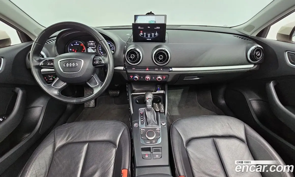 Audi A3 2015 1.6 автомат (гидро), фото 6 Audi A3 2015 1.6 автомат (гидро), фото 6