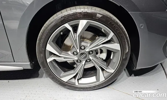 Audi A3 2025 2.0 автомат (гидро), миниатюра 7 Audi A3 2025 2.0 автомат (гидро), миниатюра 7