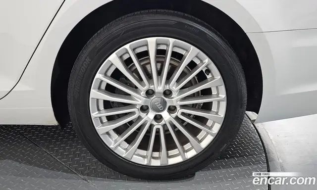 Audi A4 2019 2.0 автомат (гидро), миниатюра 7 Audi A4 2019 2.0 автомат (гидро), миниатюра 7