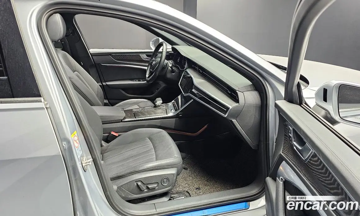 Audi A6 2020 2.0 автомат (гидро), фото 17 Audi A6 2020 2.0 автомат (гидро), фото 17