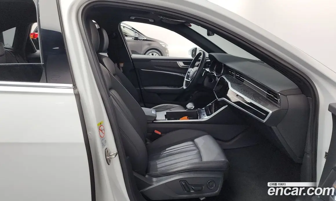 Audi A6 2022 2.0 автомат (гидро), фото 11