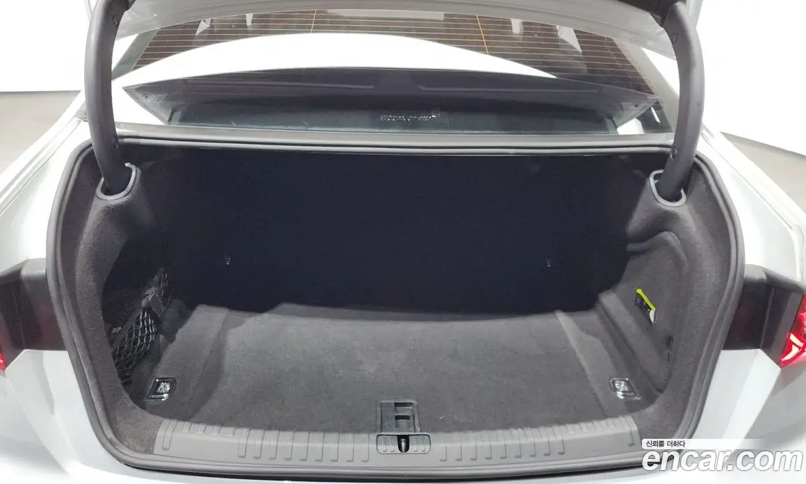 Audi A6 2022 2.0 автомат (гидро), фото 20