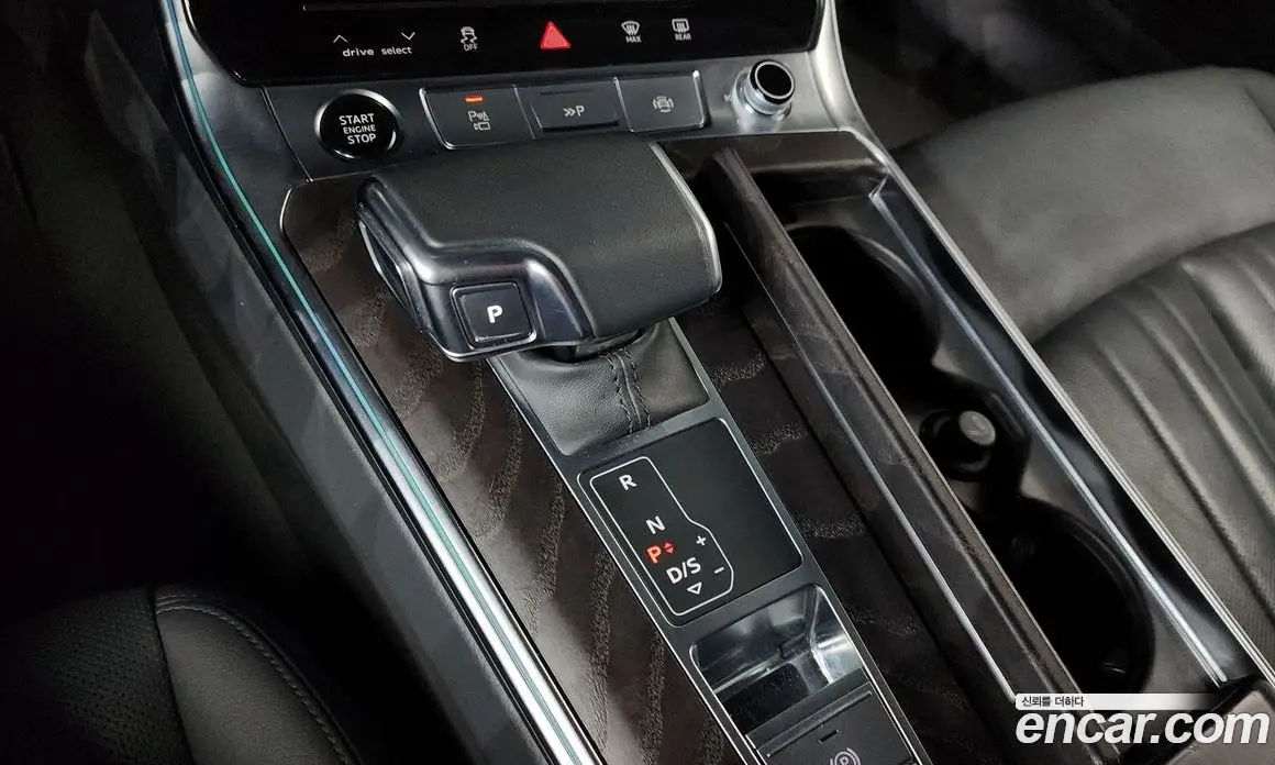 Audi A6 2022 2.0 автомат (гидро), фото 9