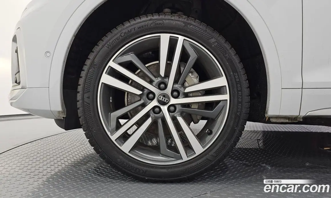 Audi Q5 2021 2.0 автомат (гидро), фото 5 Audi Q5 2021 2.0 автомат (гидро), фото 5