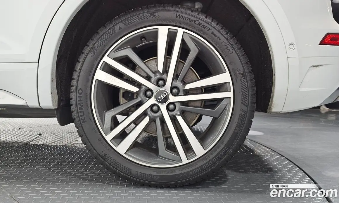 Audi Q5 2021 2.0 автомат (гидро), фото 7 Audi Q5 2021 2.0 автомат (гидро), фото 7