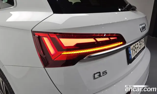 Audi Q5 2021 2.0 автомат (гидро), миниатюра 9 Audi Q5 2021 2.0 автомат (гидро), миниатюра 9