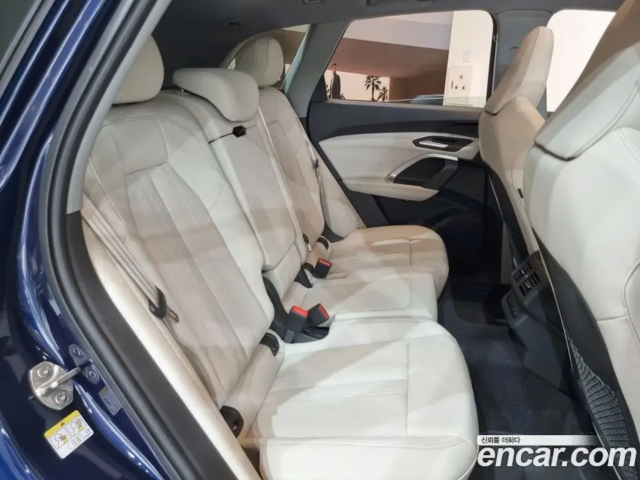 Audi Q5 2025 2.0 автомат (гидро), фото 12 Audi Q5 2025 2.0 автомат (гидро), фото 12