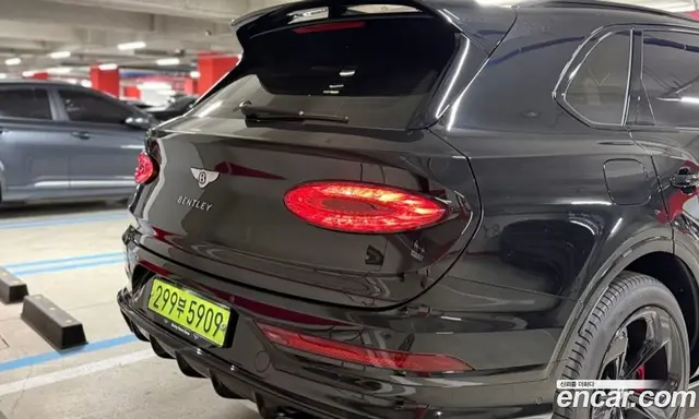 Bentley Bentayga 2024 4.0 автомат (гидро), миниатюра 2 Bentley Bentayga 2024 4.0 автомат (гидро), миниатюра 2