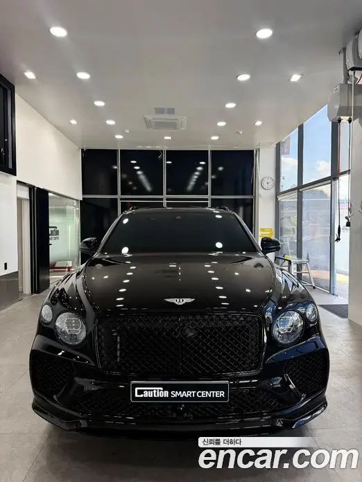 Bentley Bentayga 2024 4.0 автомат (гидро), фото 4 Bentley Bentayga 2024 4.0 автомат (гидро), фото 4