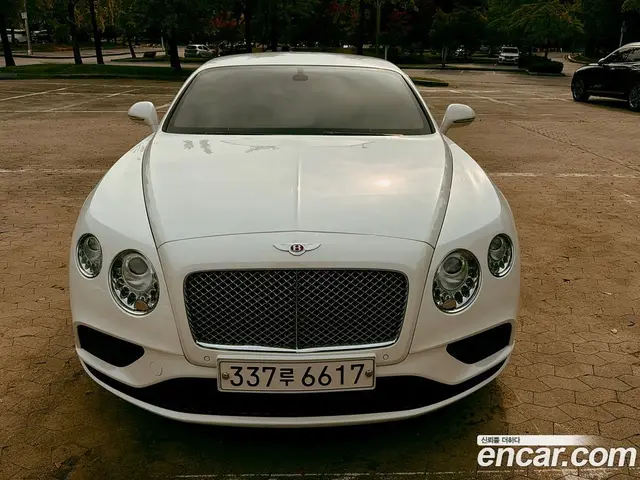 Bentley Continental 2015 4.0 автомат (гидро), миниатюра 3 Bentley Continental 2015 4.0 автомат (гидро), миниатюра 3