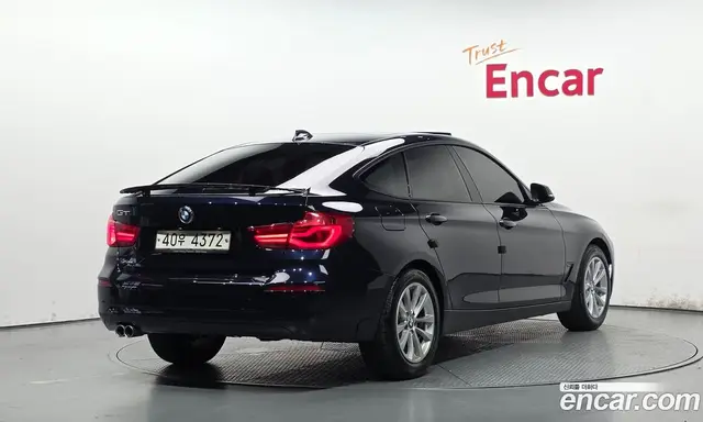 BMW 3 серия 2017 2.0 автомат (гидро), миниатюра 1 BMW 3 серия 2017 2.0 автомат (гидро), миниатюра 1