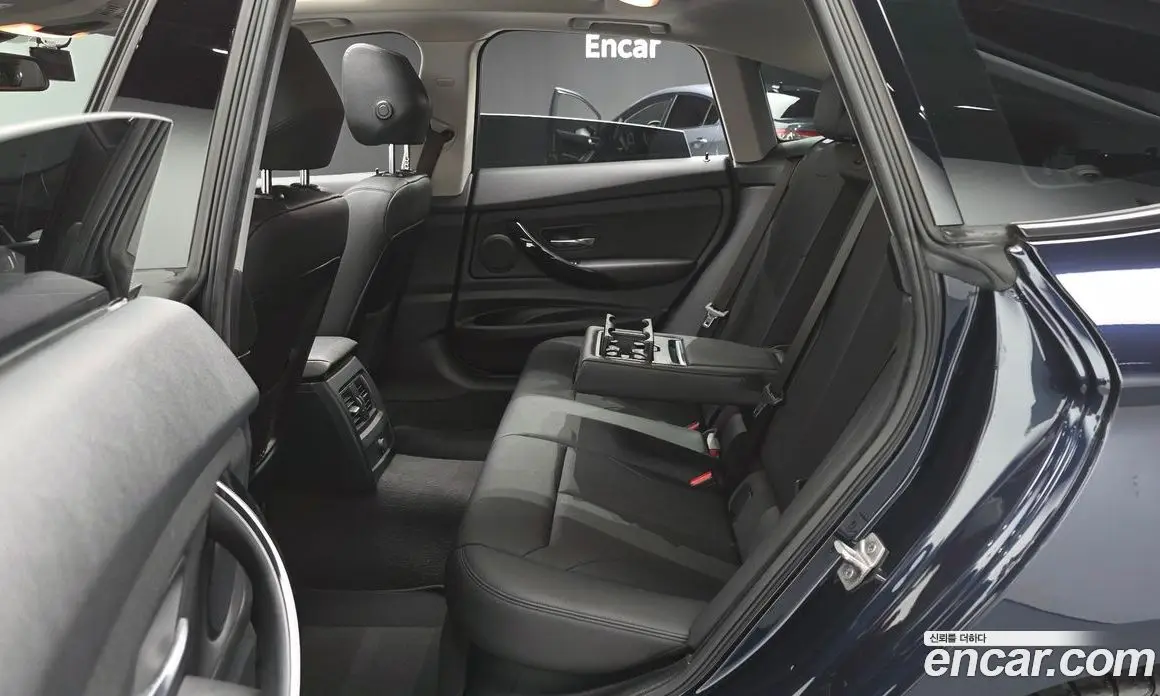 BMW 3 серия 2017 2.0 автомат (гидро), фото 16 BMW 3 серия 2017 2.0 автомат (гидро), фото 16