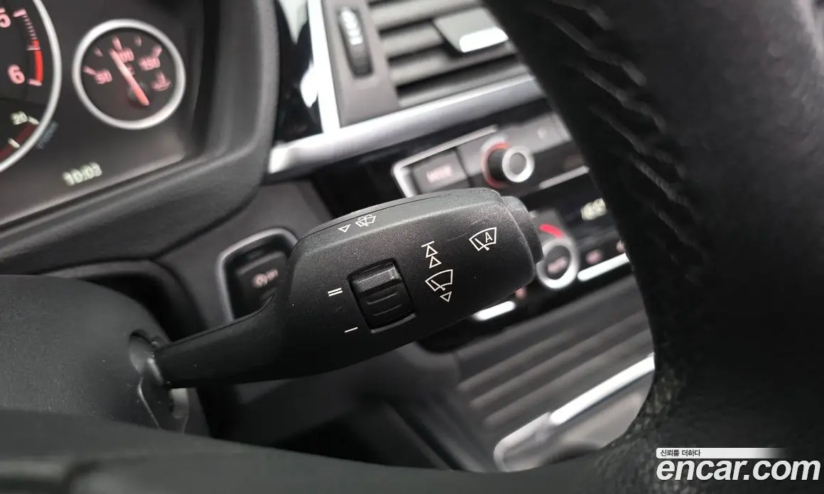 BMW 3 серия 2017 2.0 автомат (гидро), фото 28 BMW 3 серия 2017 2.0 автомат (гидро), фото 28