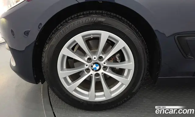 BMW 3 серия 2017 2.0 автомат (гидро), миниатюра 4 BMW 3 серия 2017 2.0 автомат (гидро), миниатюра 4