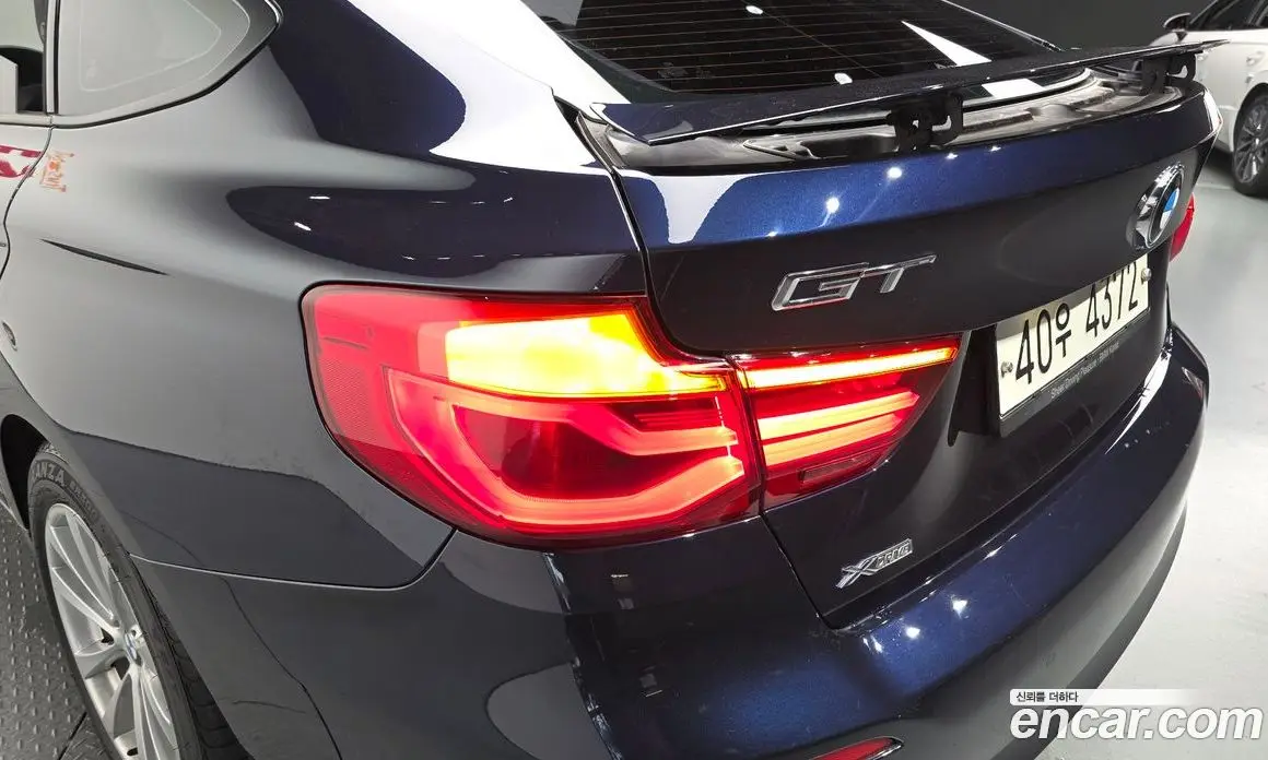 BMW 3 серия 2017 2.0 автомат (гидро), фото 8 BMW 3 серия 2017 2.0 автомат (гидро), фото 8