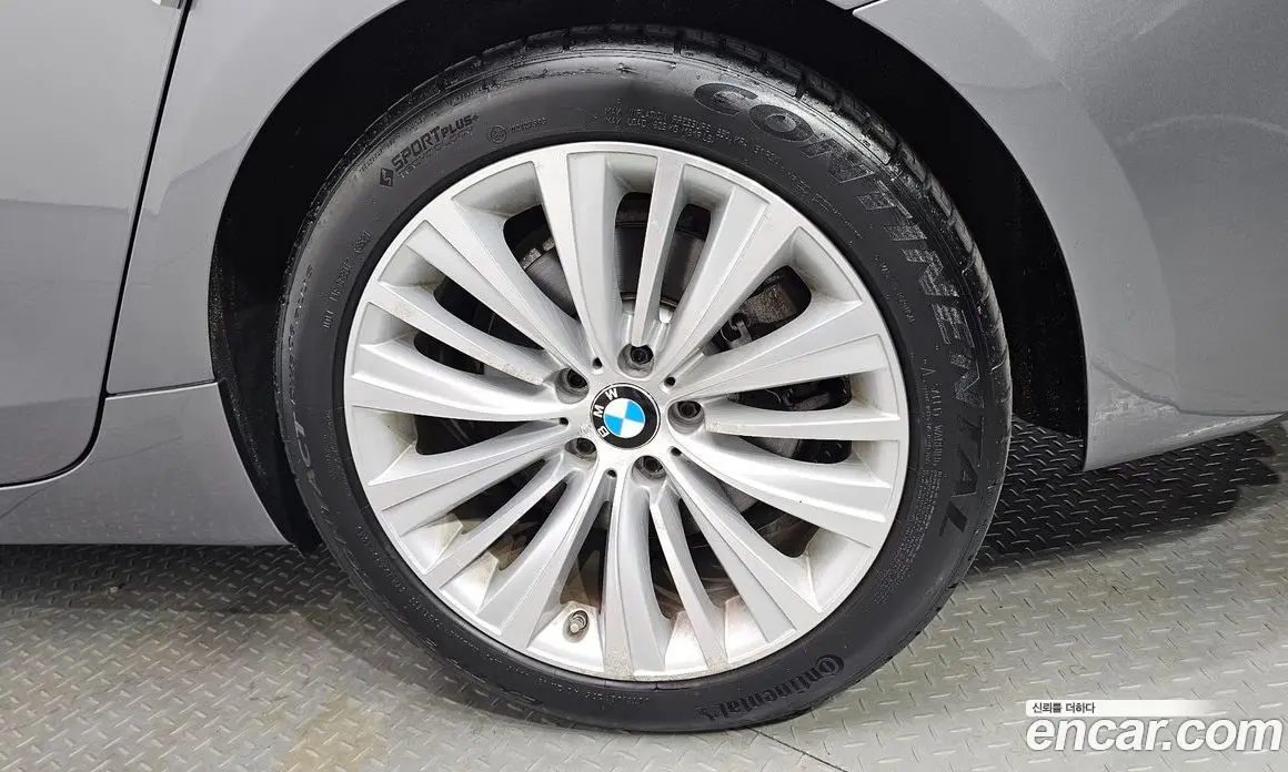 BMW 5 серия 2016 3.0 автомат (гидро), фото 6 BMW 5 серия 2016 3.0 автомат (гидро), фото 6