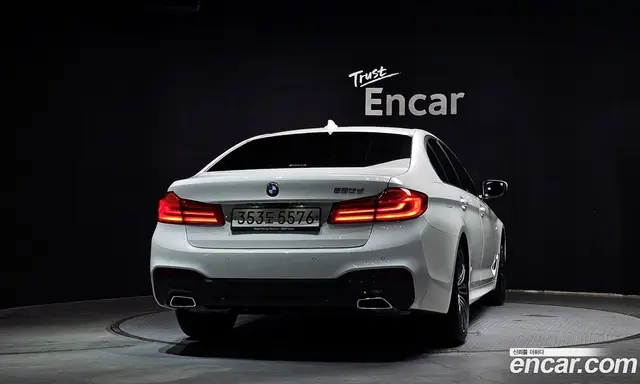 BMW 5 серия 2020 2.0 автомат (гидро), миниатюра 4 BMW 5 серия 2020 2.0 автомат (гидро), миниатюра 4
