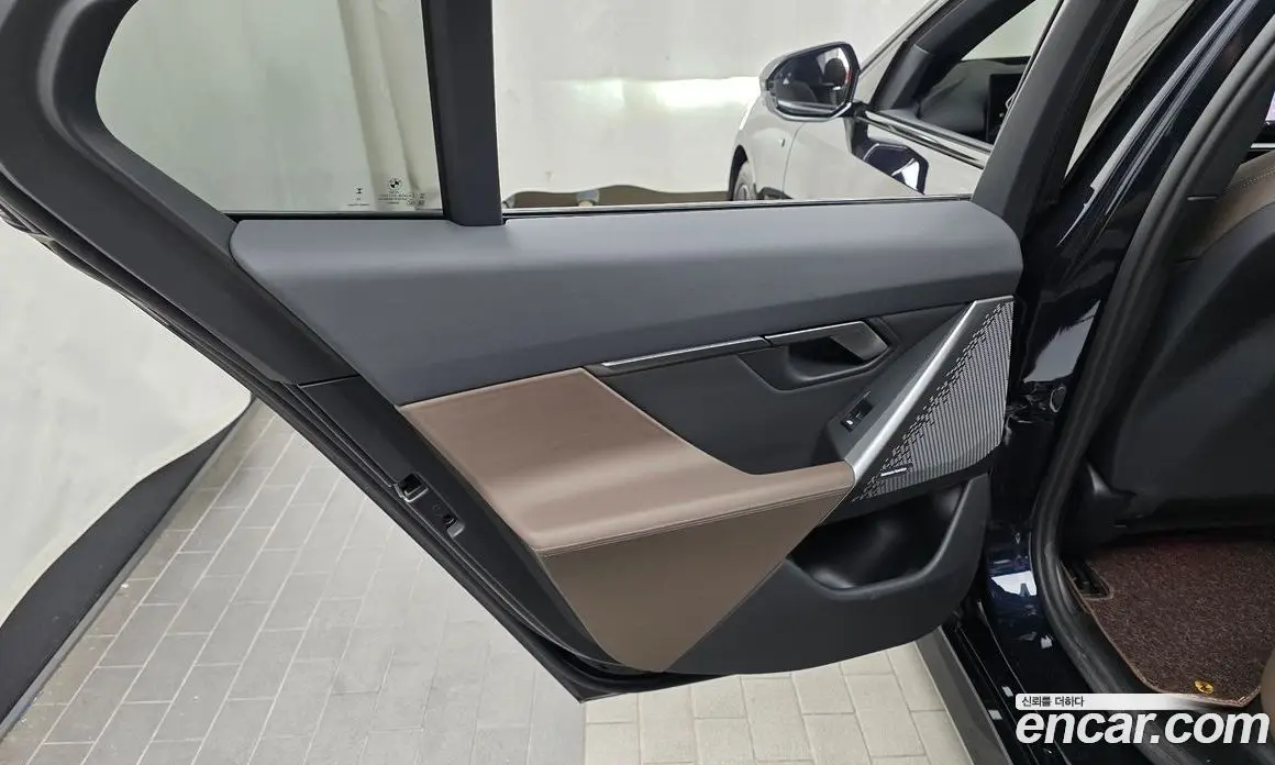 BMW 5 серия 2024 2.0 автомат (гидро), фото 15