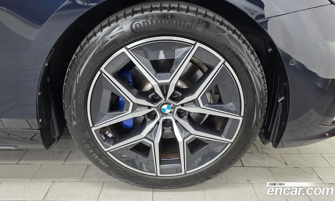 BMW 5 серия 2024 2.0 автомат (гидро), фото 7