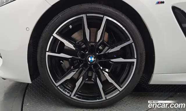 BMW 8 серия 2025 4.4 автомат (гидро), миниатюра 4 BMW 8 серия 2025 4.4 автомат (гидро), миниатюра 4