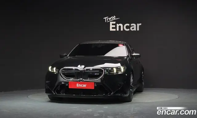 BMW M5 2025 4.4 автомат (гидро), миниатюра 3
