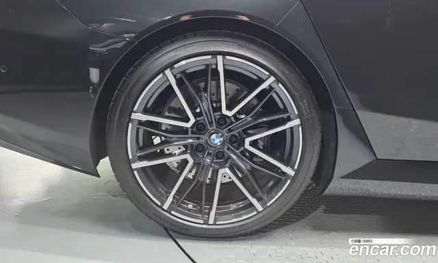BMW M5 2025 4.4 автомат (гидро), миниатюра 5